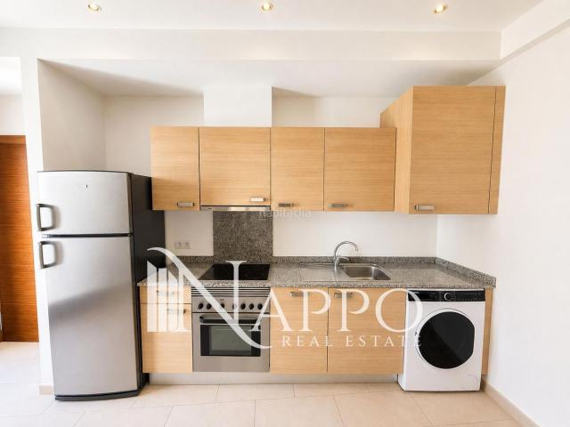 Piso en venta en Baleares Palma de Mallorca, La Llotja Born. Piso de 65 m con balcón en pleno centro de Palma, junto a La Lonja y el Born. Pisos Palma de.