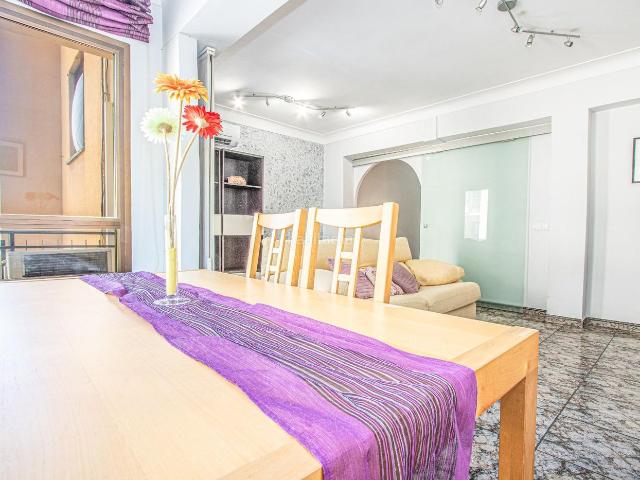 Piso en venta en Baleares Palma de Mallorca, Pere Garau. Oportunidad en Pere Garau! Luminoso y listo para convertirse en tu primer hogar. Pisos Palma de.