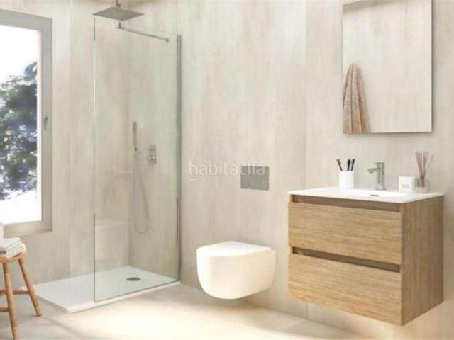 Piso en venta en Baleares Palma de Mallorca, Santa Catalina. A estrenar. Piso con terraza en Zona Colegios, de aprox. 65 m² con terraza de unos 5 m². Pisos Palma de.