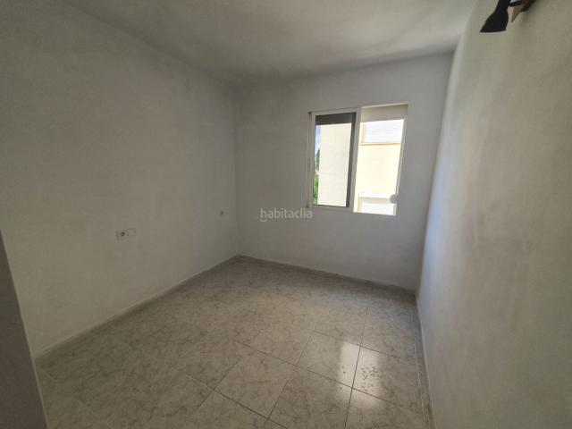 Piso en venta en Baleares Palma de Mallorca, Son Roca. Se vende piso con tres dormitorios en Son Roca. Pisos Palma de.