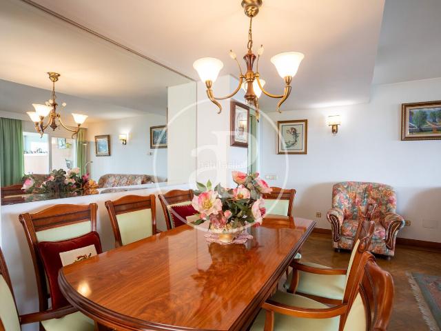 Piso en venta en Baleares Palma de Mallorca, Zona Portuària. Piso en venta con terraza y vistas al mar en Paseo Marítimo. Pisos Palma de.