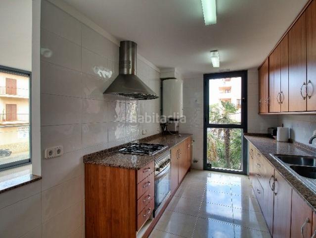 Piso en venta en Baleares Pollença, Pollença Poble. Luminoso apartamento de tres dormitorios con ascensor en el corazon de Pollensa. Pisos.