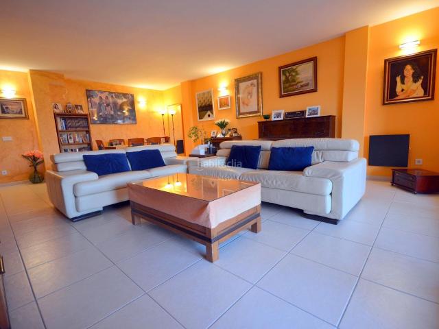 Piso en venta en Baleares Santa María del Camí. PISO SEMINUEVO CON AMPLIA TERRAZA, PLAZA DE PARKING Y TRASTERO EN SANTA MARIA. Pisos Santa María del.