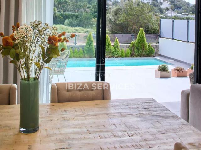 Piso en venta en Baleares Santa Eulària, Jesús. MAGNIFICENT 3BEDROOM APARTMENT WITH PRIVATE POOL SES TORRES. Pisos Santa.