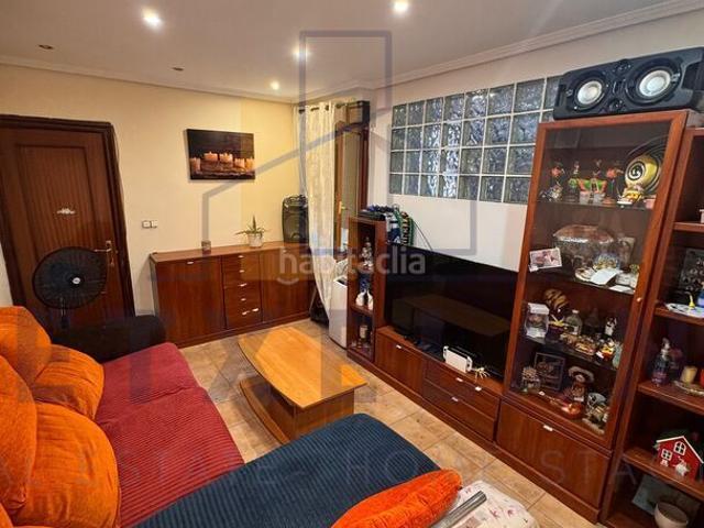 Piso en venta en Basauri, Centro Ariz Uribarri. Oportunidad de inversión en Basauri Venta con inquilinos. Pisos.