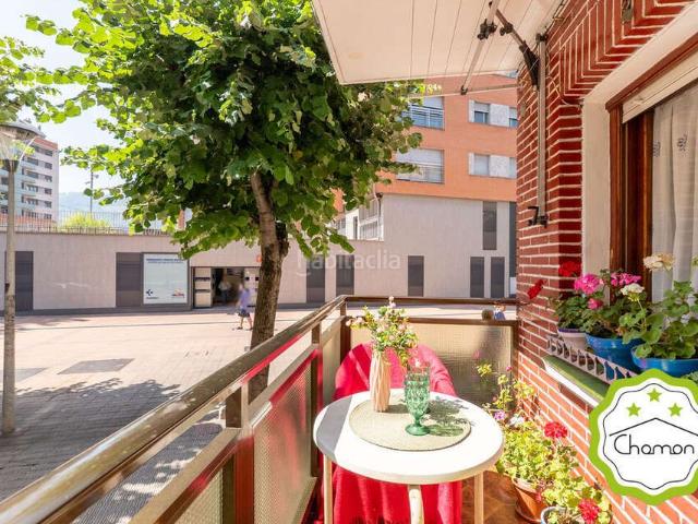 Piso en venta en Barakaldo, Arteagabeitia Retuerto Kareaga. Amplio y luminoso bajo en Retuerto Barakaldo. Pisos.