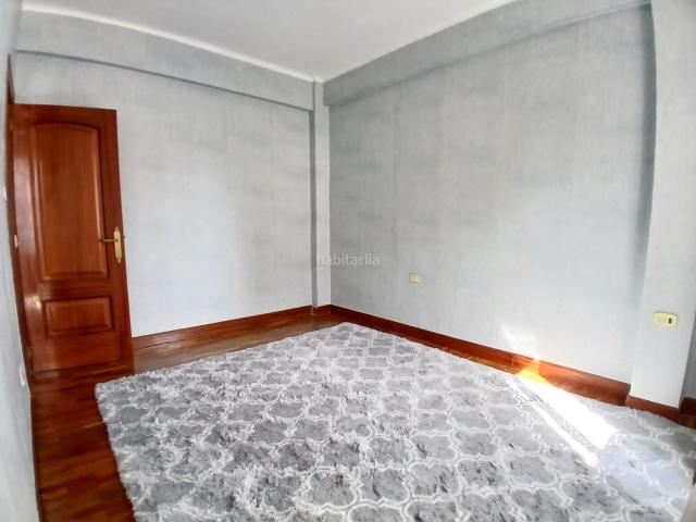 Piso en venta en Barakaldo, Centro. Inmobiliaria BIZKAIA les presenta: ¡PISO PARA REFORMAR CON POSIBILIDADES, EXTERIOR CON MUCHA LUZ NATURAL!. Pisos.