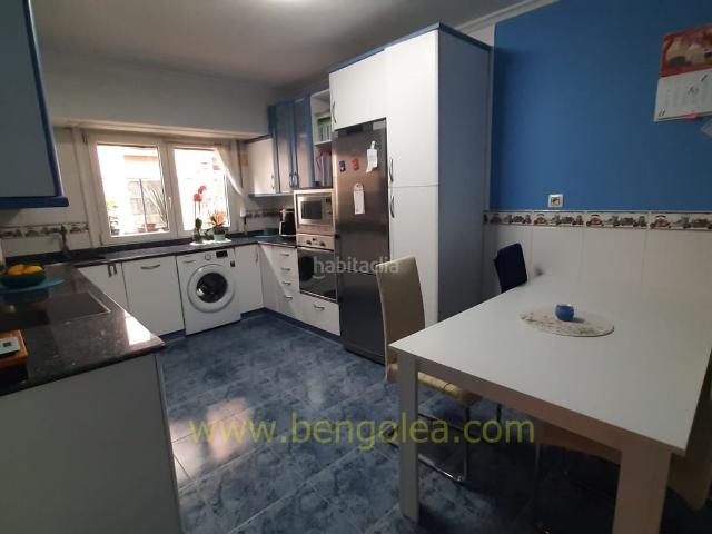Piso en venta en Barakaldo, Centro. Pisos.