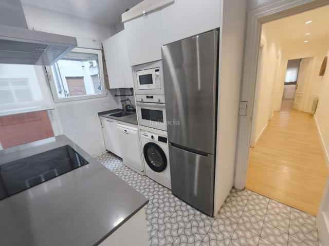 Piso en venta en Barakaldo, Lutxana Llano. Se Vende En Exclusiva Piso Reformado De 3 Habitaciones Con 1 Baño En El Corazon De Lutxana. Pisos.
