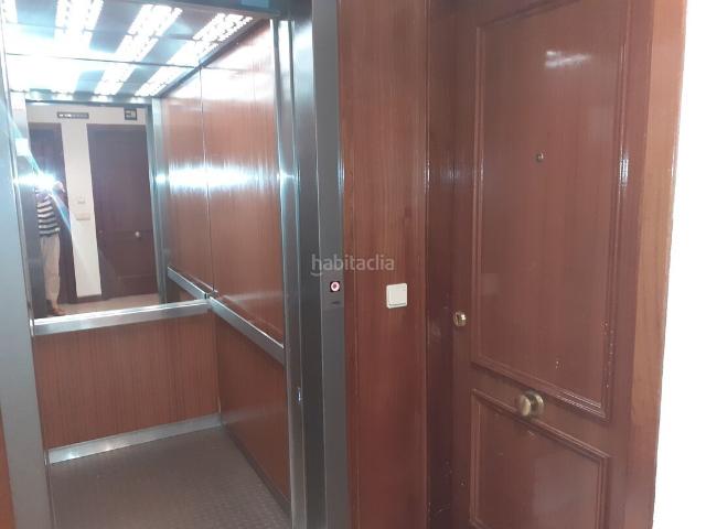 Piso en venta en Barañáin Barañain. Piso en venta en Barañain con ascensor, garaje y terraza. Pisos Barañáin.