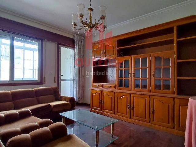 Piso en venta en Barbadás. AMPLIO PISO PARA ENTRAR A VIVIR EN A VALENZÁ, CERCA DEL MERCADONA. Pisos.