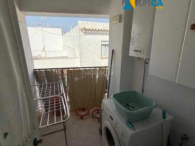 Piso en venta en Barbate, Barbate. PISO CON TERRAZA PRIVADA EN EL CENTRO DE BARBATE. Pisos.
