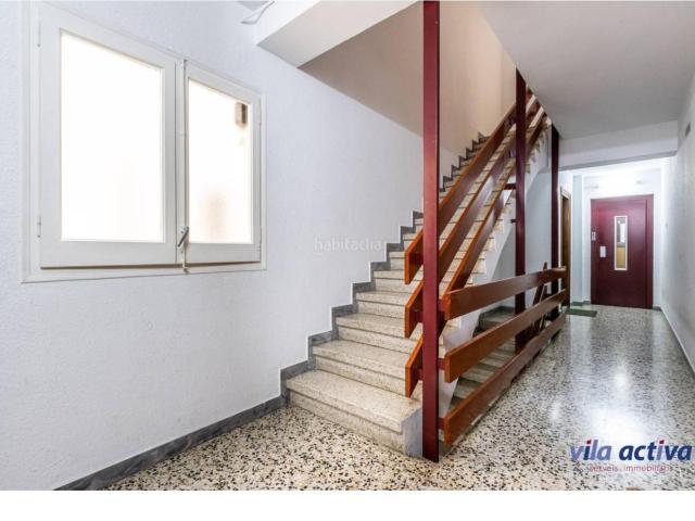 Piso en venta en Barberà del Vallès, Barri Antic. reformado, con piscina comunitaria. Pisos Barberà del.