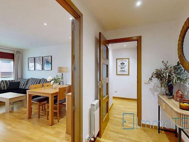 Piso en venta en Barbera del Vallès, de 83 m² 3 habitaciones por 319.000