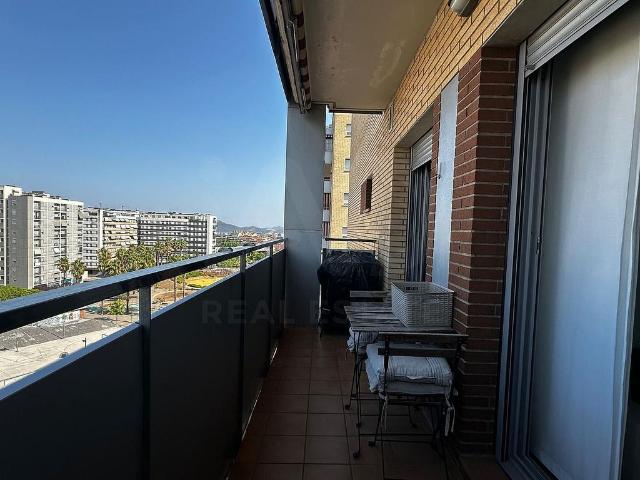 Piso en venta en Barbera del Vallès, de 88 m² 3 habitaciones por 350.000