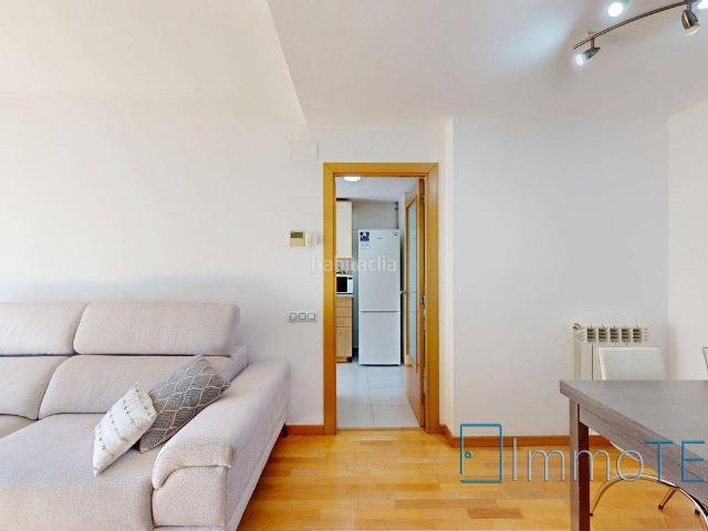 Piso en venta en Barberà del Vallès, Parc d´Europa. PISCINA COMUNITARIA Y PARKING. Pisos Barberà del.