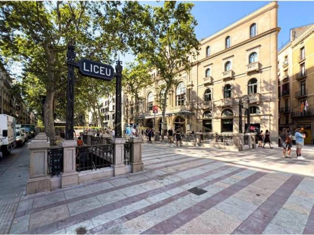 Piso en Venta en Barcelona
