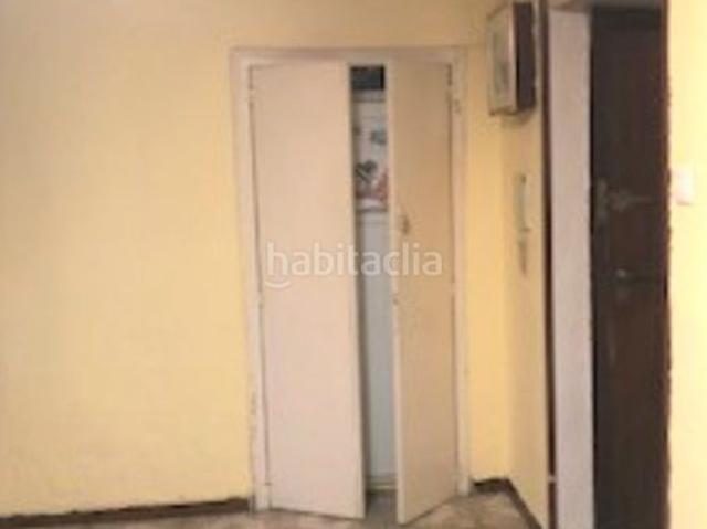 Piso en venta en Barcelona, Trinitat Nova. Pisos.