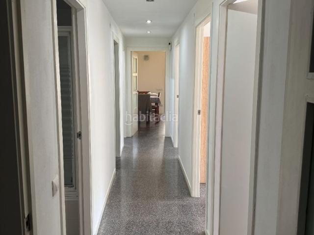 Piso en venta en Barcelona, Trinitat Nova. precioso piso para familias o como inversión, su estado es perfecto para entrar a vivir. Pisos.