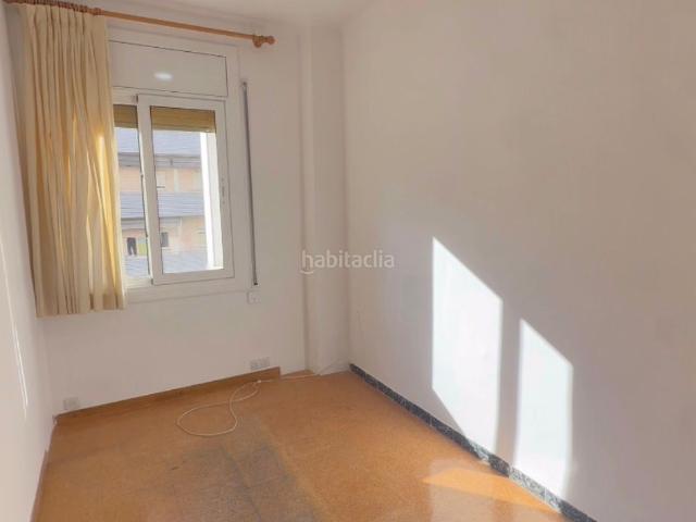 Piso en venta en Barcelona, Turó de la Peira. En una de las zonas más consolidadas de Nou Barris ¡. Pisos.