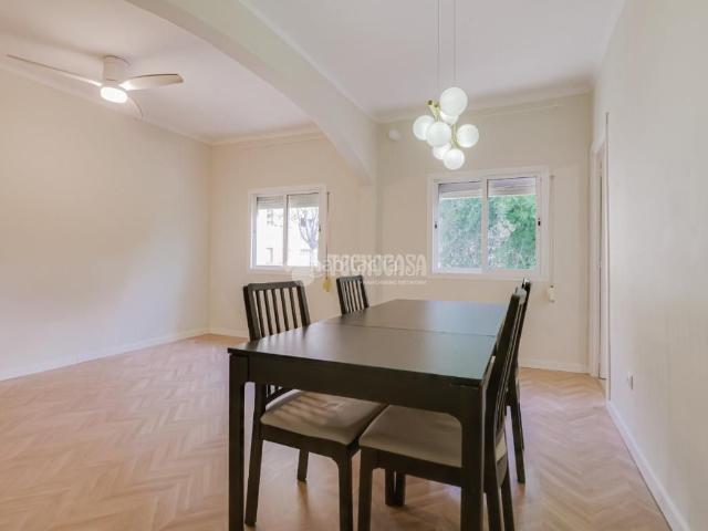 Piso en venta en Barcelona, Turó de la Peira. Piso en venta en Barcelona. Pisos.