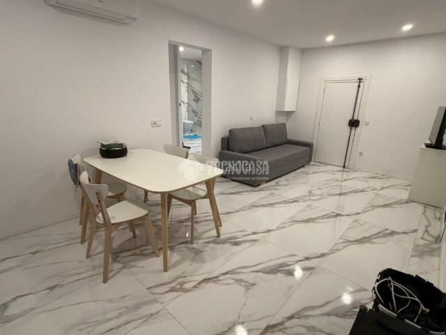 Piso en venta en Barcelona, Turó de la Peira. Piso en venta en Barcelona. Pisos.