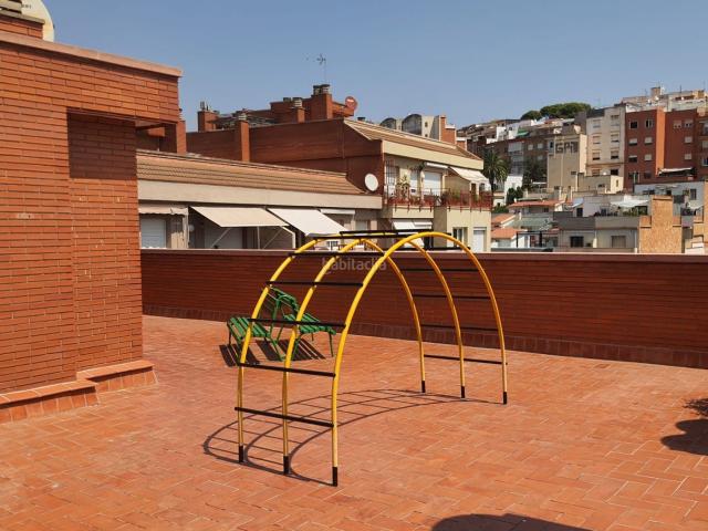 Piso en venta en Barcelona, Vallcarca Penitents. Piso reformado de 2 3 hab 2 baños, exterior con piscina en avenida vallcarca. Pisos.