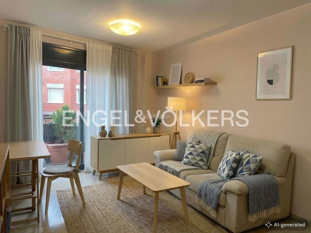 Piso en venta en Barcelona, Vallcarca Penitents. Precioso piso en finca moderna con ascensor, balcón y espectacular azotea comunitaria con vistas al Parc Güell. Pisos.