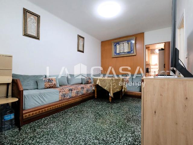Piso en venta en Barcelona, Verdum. Piso en venta en Verdun práctico y bien ubicado. Pisos.