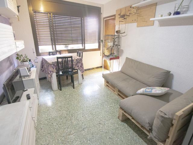 Piso en venta en Barcelona, Verdum. Pisos.