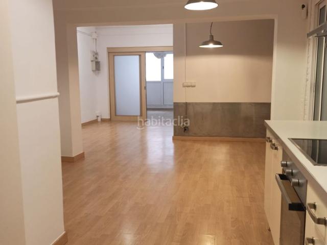 Piso en venta en Barcelona, Vila de Gràcia. BONITA VIVIENDA EN EL BARRIO DE GRACIA. Pisos.