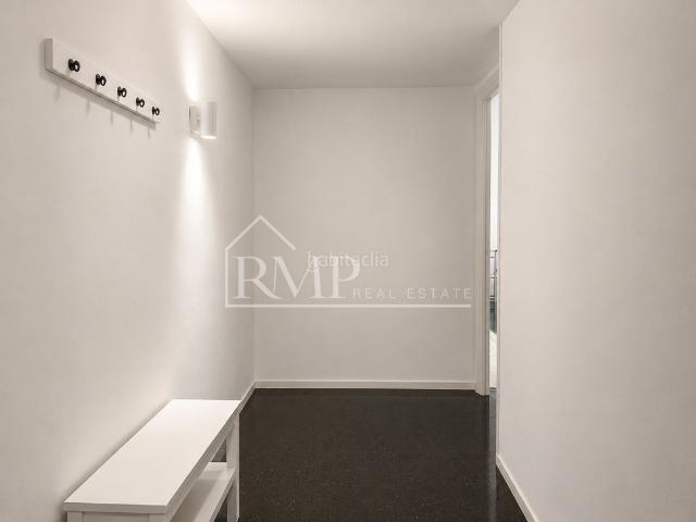 Piso en venta en Barcelona, Vila de Gràcia. Piso con balcón en el corazón de Gràcia. Pisos.
