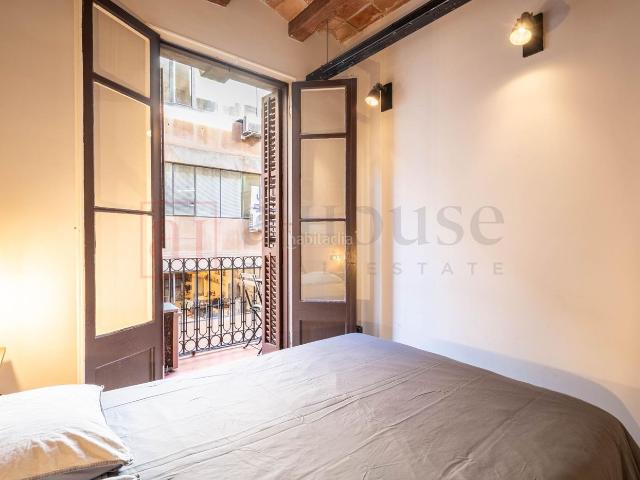 Piso en venta en Barcelona, Vila de Gràcia. PISO CON LICENCIA TURISTICA Y EXCLENTE UBICACION EN VILA DE GRACIA. Pisos.