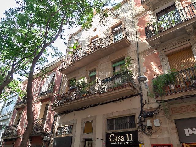 Piso en venta en Barcelona, Vila de Gràcia. Piso en venta en Calle de Verdi. Pisos.