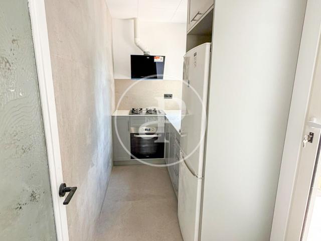 Piso en venta en Barcelona, Vila de Gràcia. Piso en venta en Plaza del Sol. Pisos.
