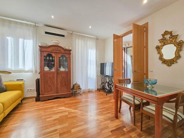 Piso en venta en Barcelona, Vila de Gràcia. Pisos.