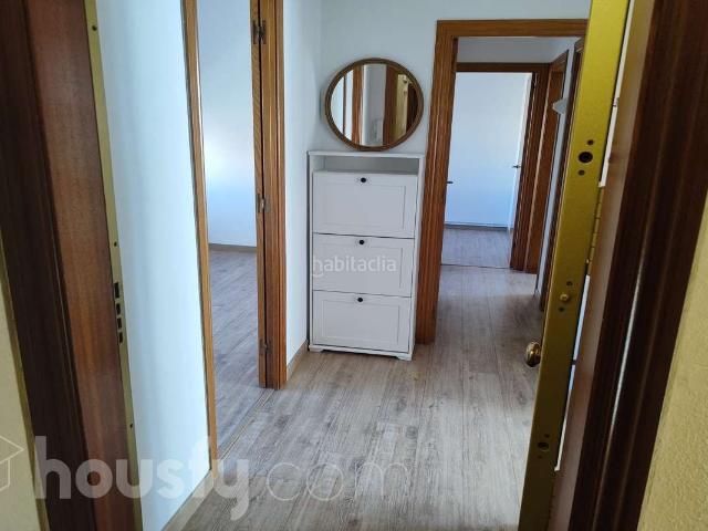 Piso en venta en Barcelona, Vilapicina Torre Llobeta. Pisos.