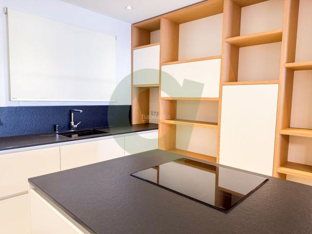 Piso en venta en Barcelona, Baix Guinardó. EN VENTA Piso reformado de 98 m con 3 habitaciones por 540. Pisos.
