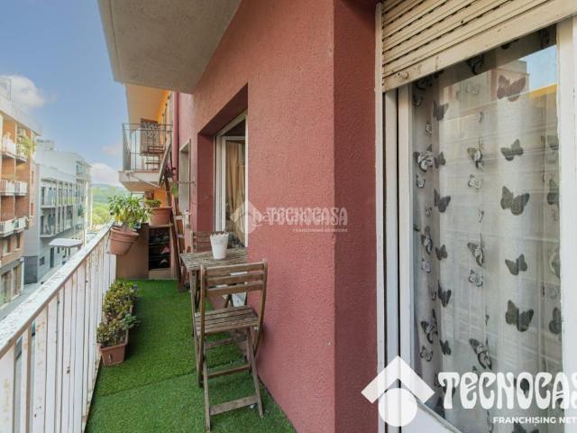 Piso en venta en Barcelona, Baix Guinardó. Piso en venta en Barcelona. Pisos.