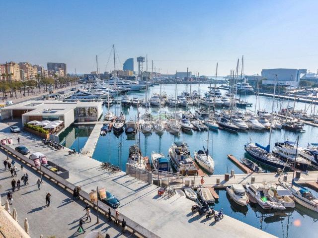 Piso en venta en Barcelona, Barceloneta. Vistas únicas y vida mediterránea en el corazón de la Barceloneta. Pisos.