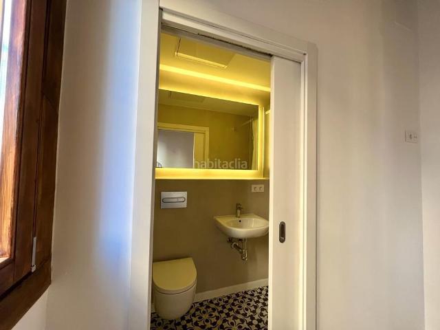 Piso en venta en Barcelona, Barceloneta. INCREIBLE OPORTUNIDAD. Pisos.