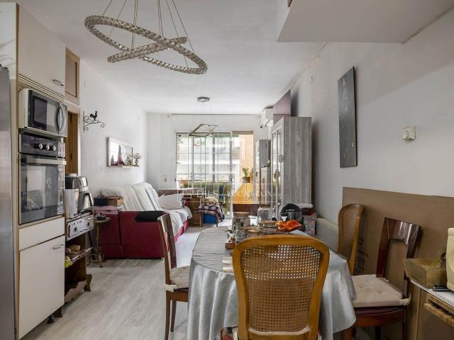 Piso en venta en Barcelona, Barri de les Corts. Piso de 4 dormitorios en venta en Les Corts, Barcelona. Pisos.