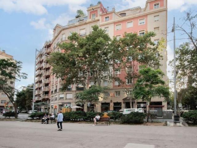 Piso en venta en Barcelona, Barri de les Corts. Piso en venta en avda Josep Tarradellas. Pisos.
