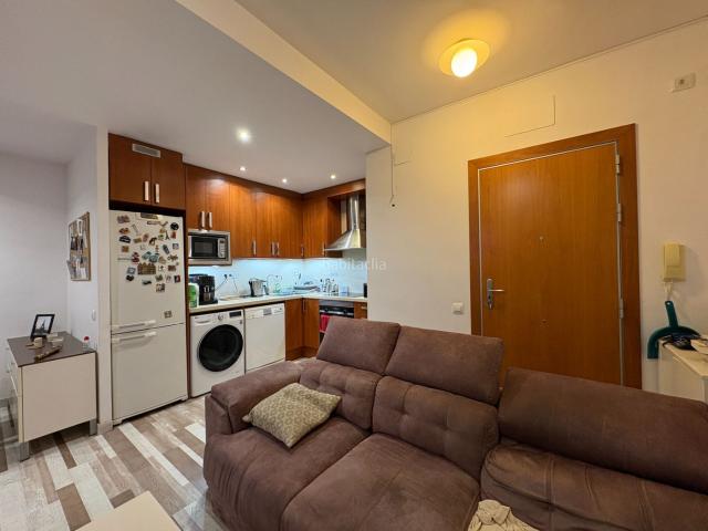 Piso en venta en Barcelona, Barri de les Corts. Pisos.