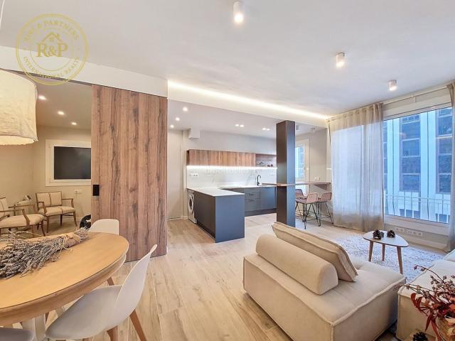 Piso en venta en Barcelona, Barri de les Corts. Vivienda de lujo completamente renovada en Sarrià, Illa Diagonal. Pisos.