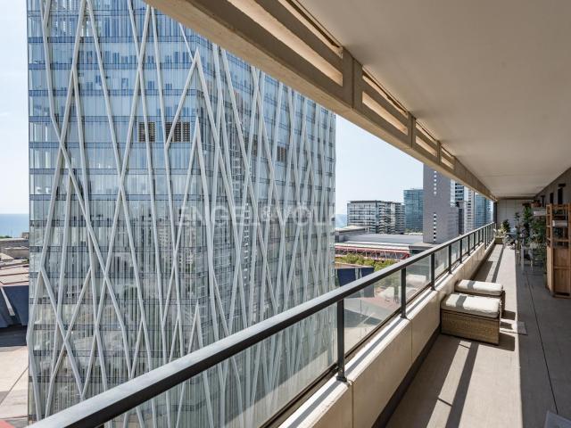 Apartamento en venta en Barcelona, Besòs Maresme. Espectacular piso todo exterior con vistas al mar. Apartamentos.