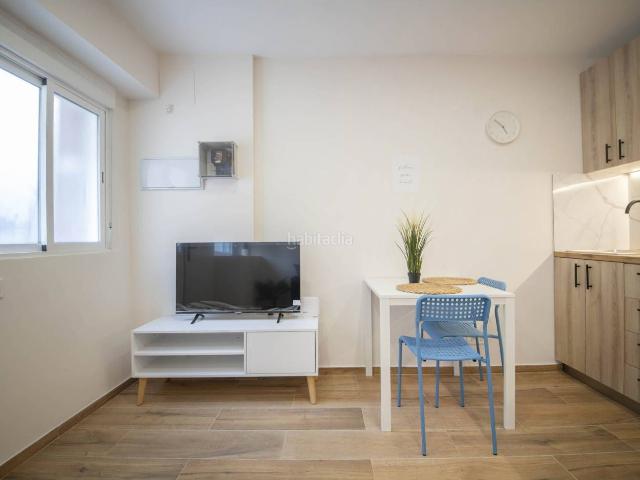 Piso en venta en Barcelona, Bon Pastor. Estudio en venta en El Bon Pastor08030. Pisos.