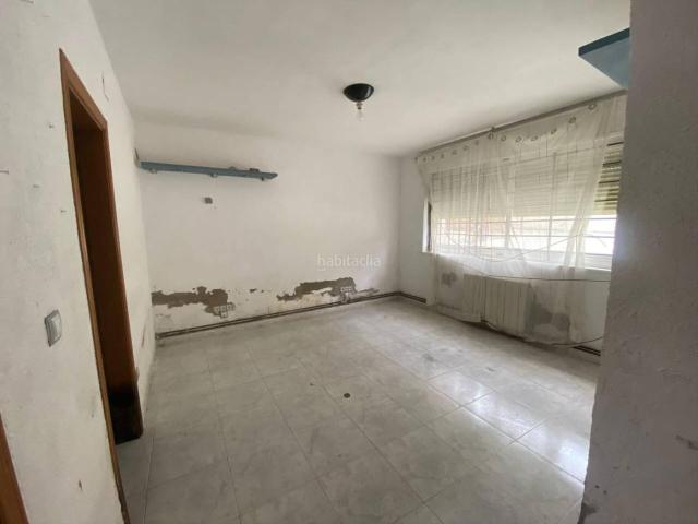 Piso en venta en Barcelona, Bon Pastor. Piso en venta en Baró de Viver. Pisos.