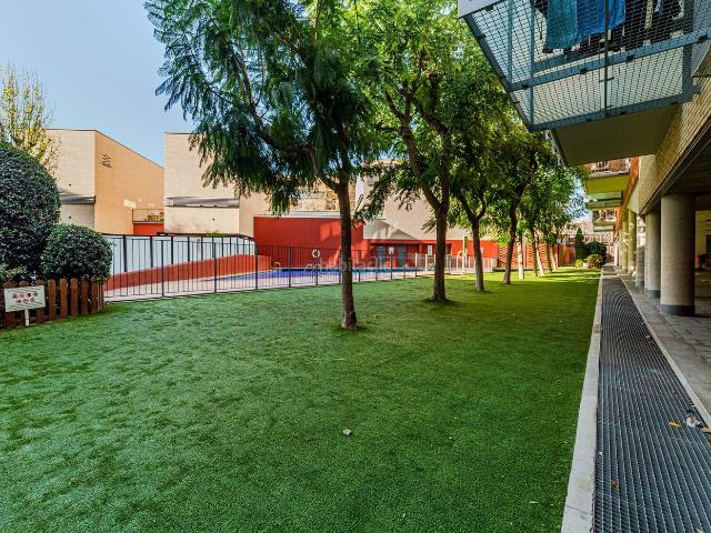 Piso en venta en Barcelona, Bon Pastor. Pisos.