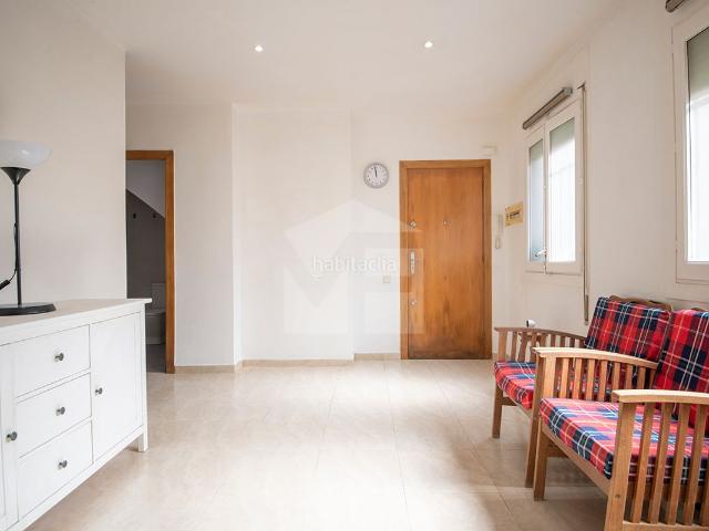 Piso en venta en Barcelona, Can Baró. Planta baja en venta, de dos dormitorios, en Horta Guinardó, junto a la plaza de Can Baró. Barcelona. Pisos.